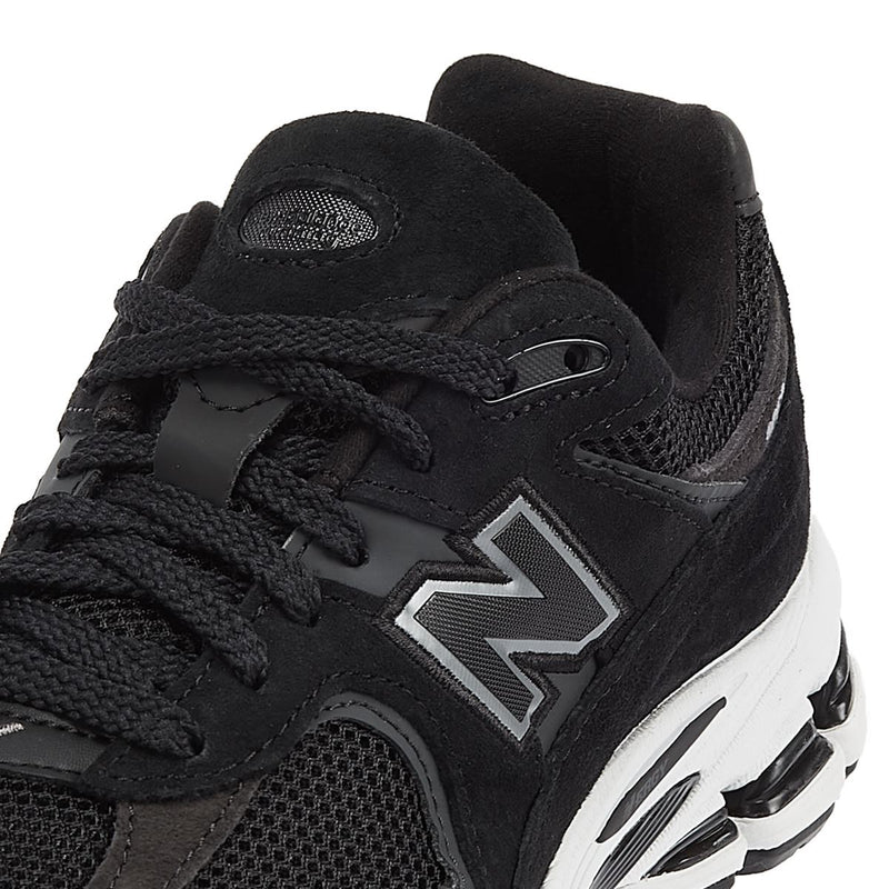 New Balance 2002 Wildleder-Schwarze Turnschuhe