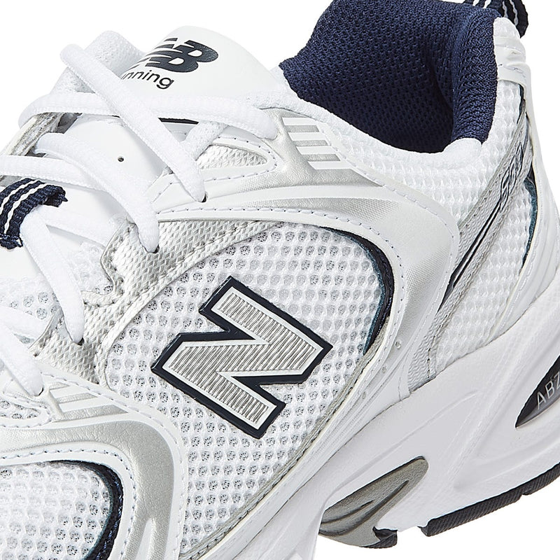 Neue Balance 530 Weiß / Natürliche Indigo Turnschuhe